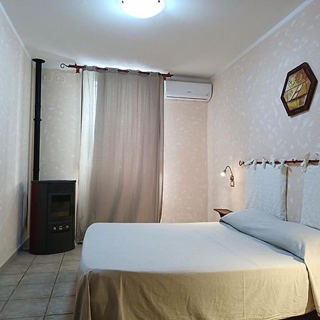 La Mezzanella Guesthouse Porto Torres Bagian luar foto