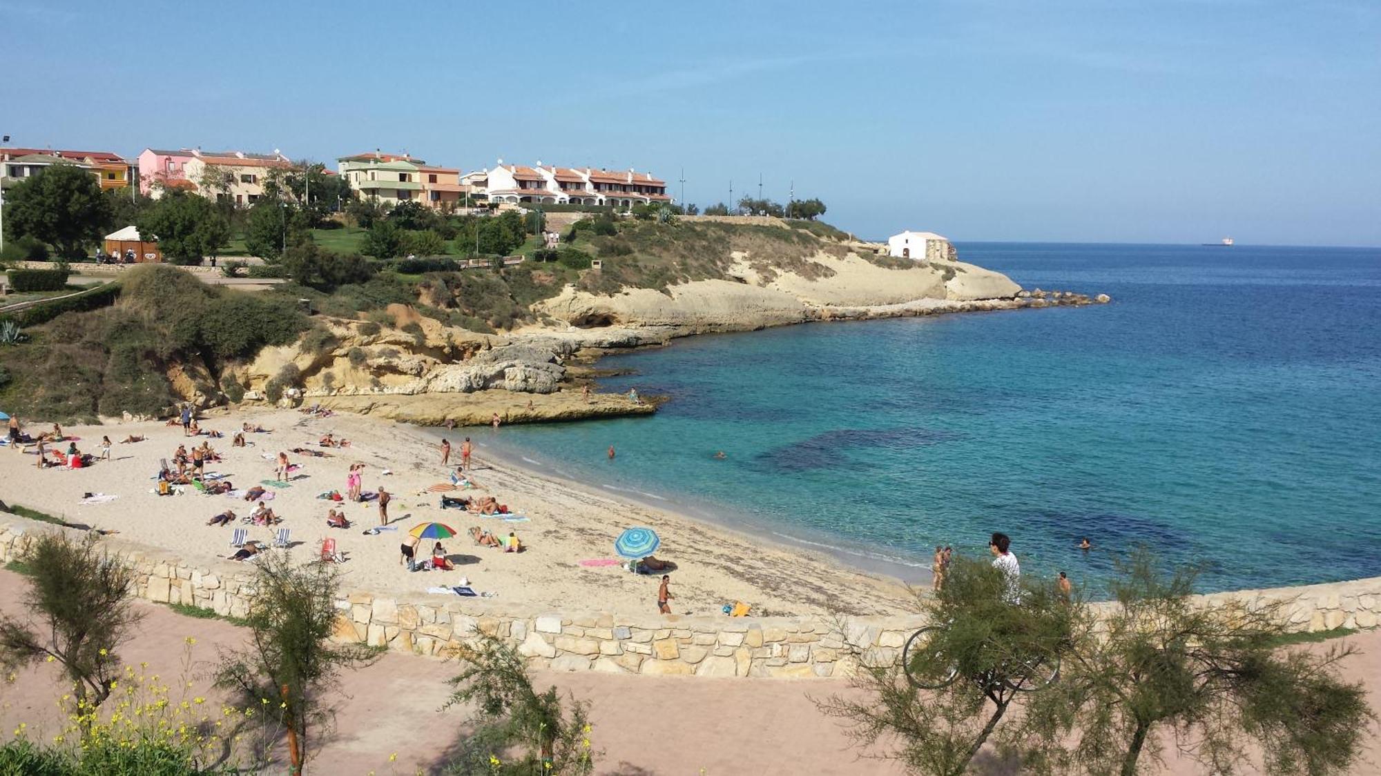 La Mezzanella Guesthouse Porto Torres Bagian luar foto