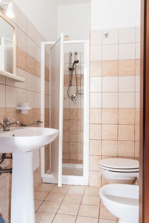 La Mezzanella Guesthouse Porto Torres Ruang foto